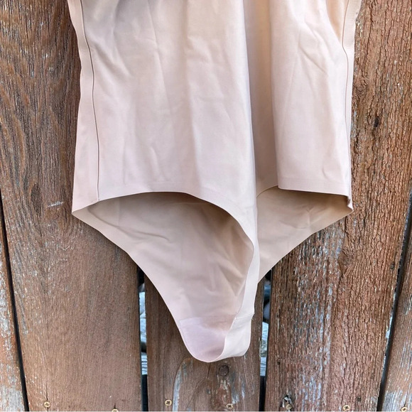 AERIE Women’s Smoothez Body Shaping Smoothing Body Suit Beige Cream Size Small - Picture 10 of 14